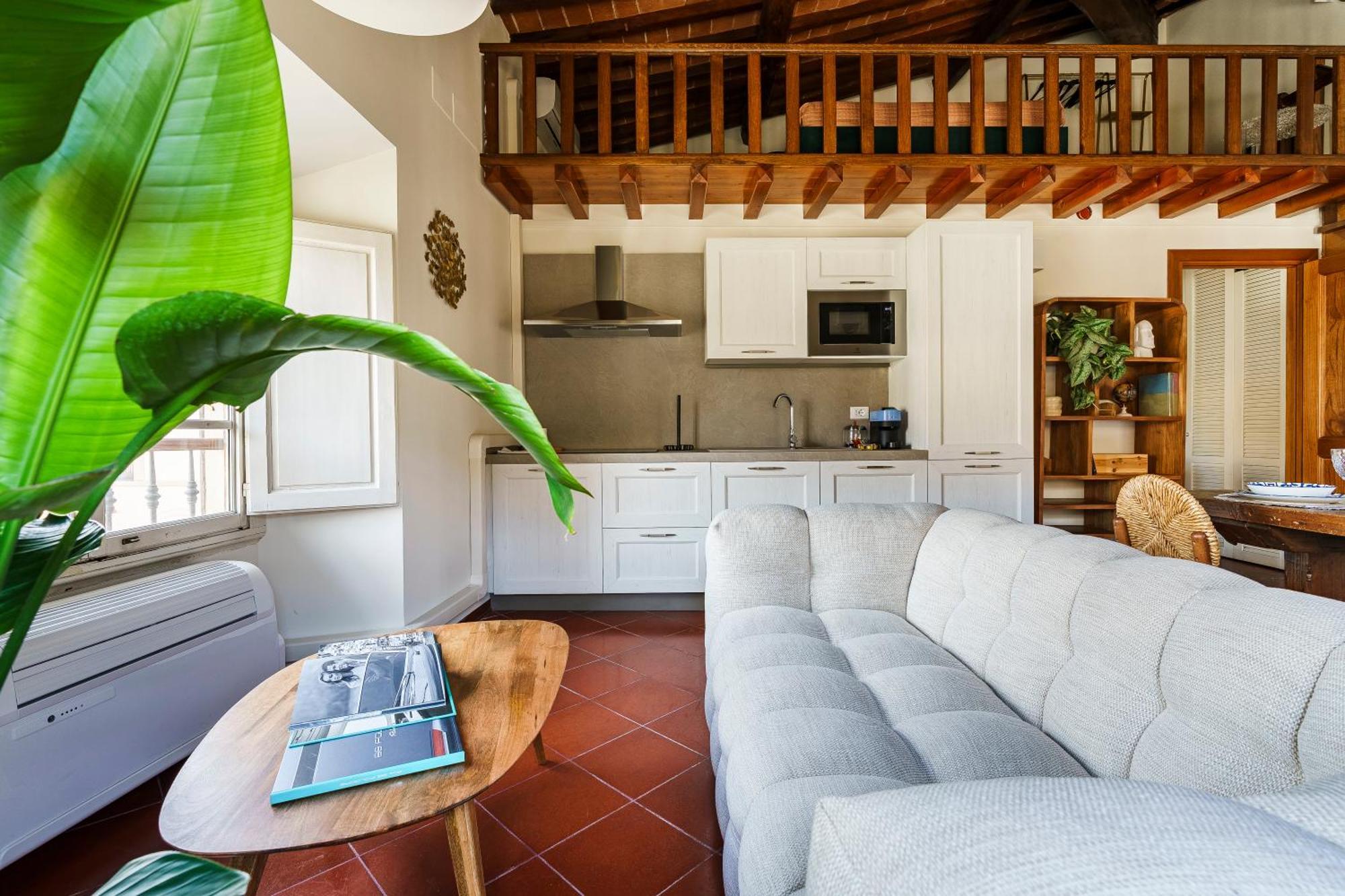 Apartment Ad Rondinelli, *
