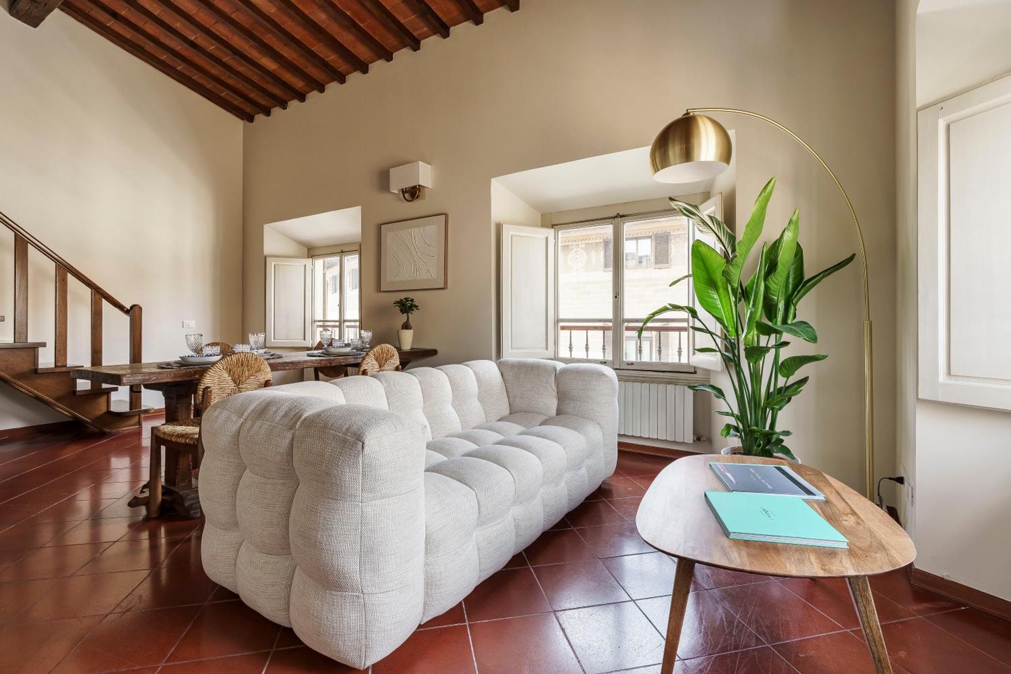 Ad Rondinelli, Apartment